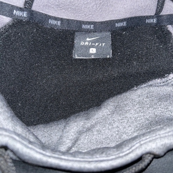 Nike Dri-Fit Hoodie Black Gray Pullover Sweatshirt Big Center Swoosh Men’s Large - Picture 6 of 6